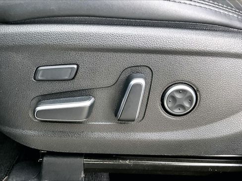 Used 2021 Hyundai Santa Fe Calligraphy AWD/4WD image 32