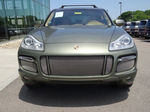 Used 2008 Porsche Cayenne GTS AWD/4WD image 6