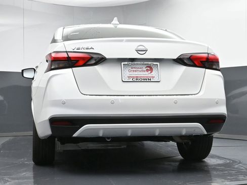 Used 2025 Nissan Versa SV w/ Trunk Package FWD image 24