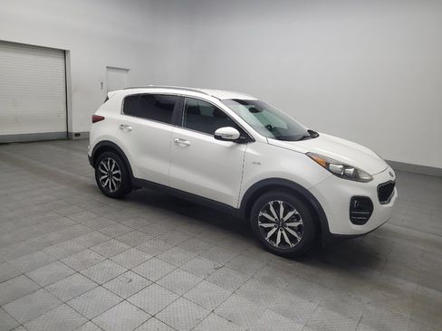 Used 2018 Kia Sportage EX image 11