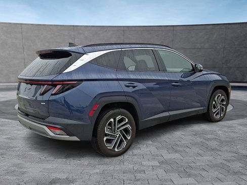 Certified 2025 Hyundai Tucson Limited image 7
