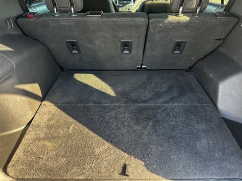 Used 2020 Chevrolet Equinox LT image 21