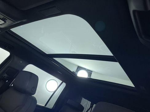 New 2026 Chevrolet Suburban Z71 w/ Comfort Package image 11