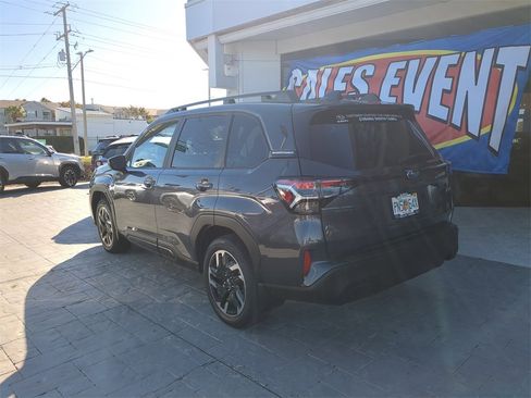 Certified 2025 Subaru Forester Premium w/ Protection Package (1PH) image 3