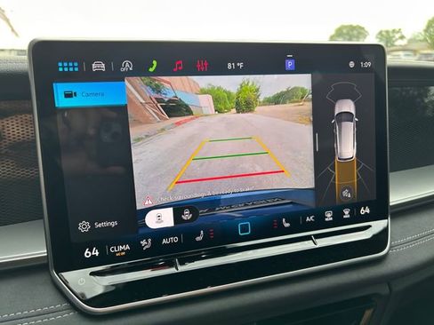 New 2026 Volkswagen Tiguan SE R-Line image 15