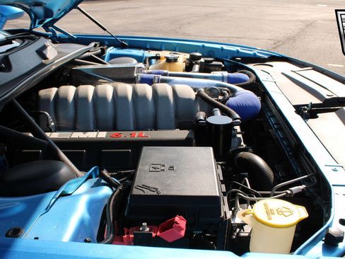 Used 2010 Dodge Challenger SRT8 w/ SRT Option Group II image 10