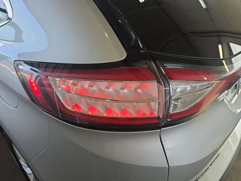 Used 2015 Ford Edge SEL w/ Equipment Group 201A FWD image 32