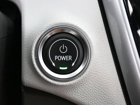 Used 2023 Chevrolet Bolt EUV Premier image 39