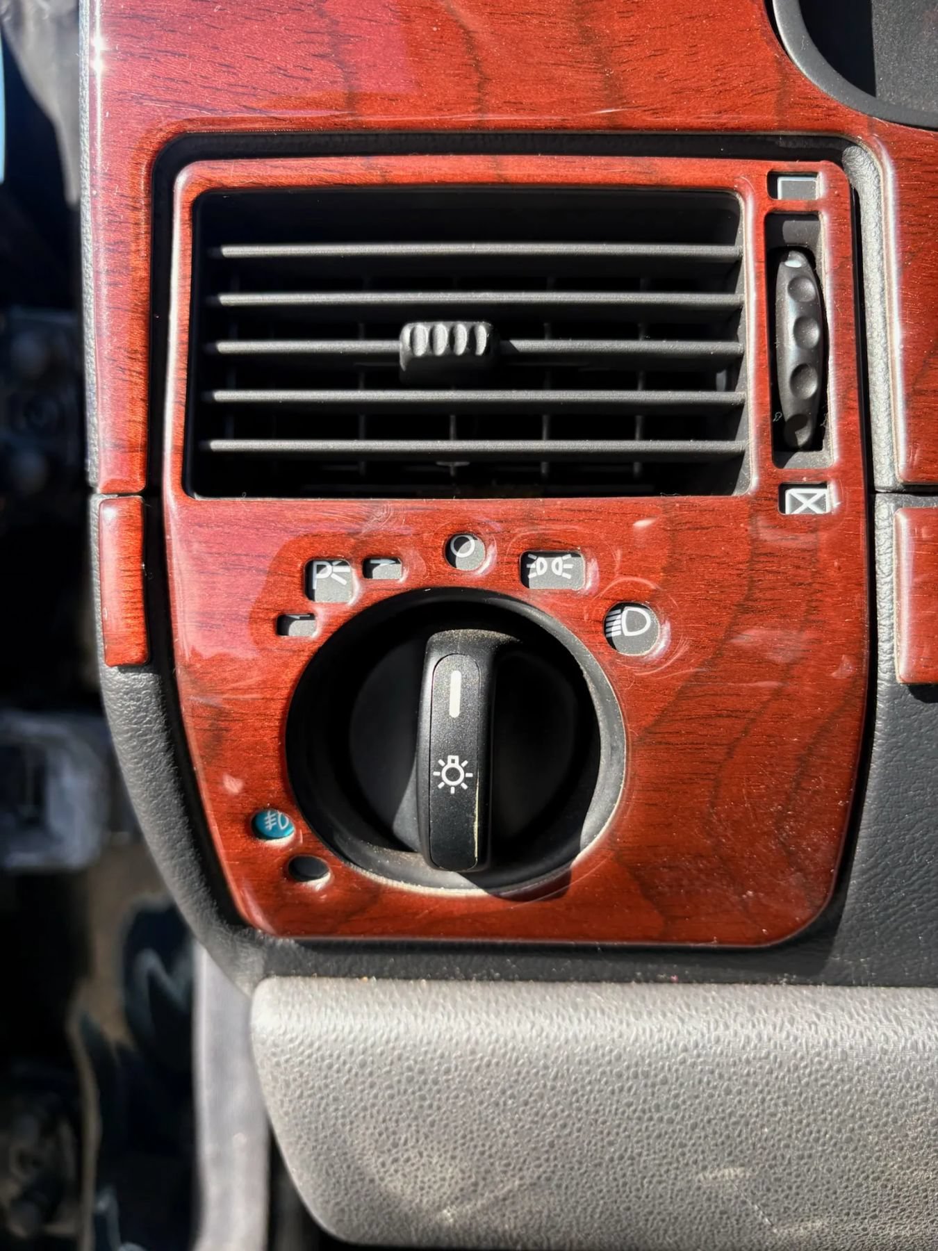 Used 2005 Chrysler Crossfire SRT-6 RWD image 13