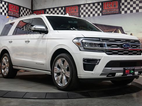 Used 2023 Ford Expedition Platinum image 1