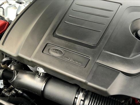 Used 2026 Land Rover Range Rover Velar Dynamic SE image 32