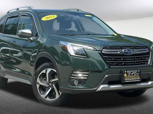 Certified 2023 Subaru Forester Touring AWD/4WD image 3