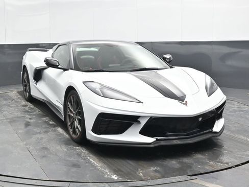 Used 2023 Chevrolet Corvette Stingray Premium Conv w/ Z51 Performance Package image 4