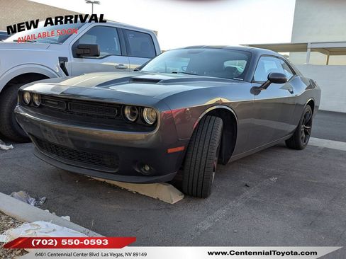 Used 2016 Dodge Challenger SXT w/ Blacktop Package RWD image 1