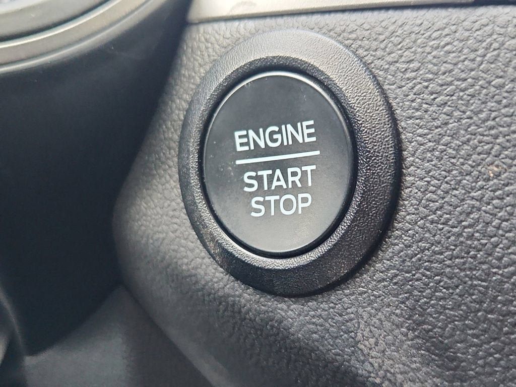 Used 2025 Ford Escape Active AWD/4WD image 28