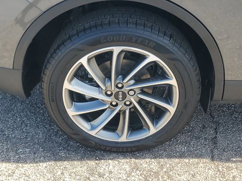 Certified 2023 Lincoln Corsair AWD w/ Equipment Group 101A image 7