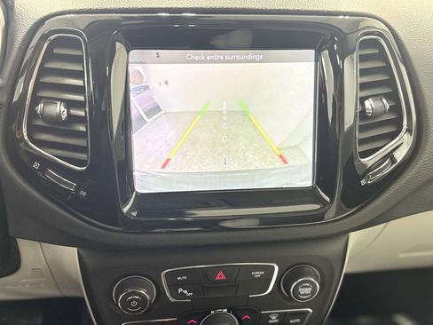 Used 2019 Jeep Compass Limited w/ Safety & Security Group image 20