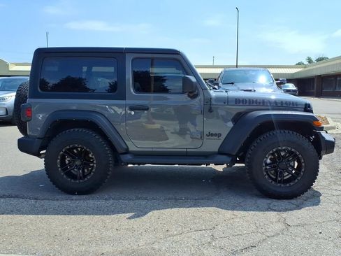 Used 2022 Jeep Wrangler Sport AWD/4WD image 6