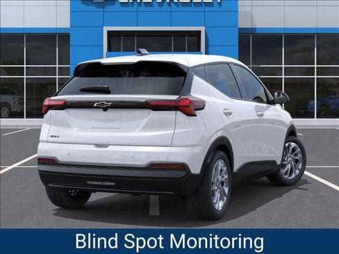 New 2027 Chevrolet Bolt LT image 4