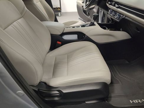 Used 2023 Honda HR-V EX-L image 39