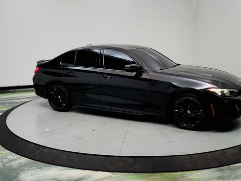 Used 2023 BMW 330i Sedan RWD image 3