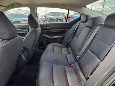 Used 2022 Nissan Altima 2.5 SV AWD/4WD image 28