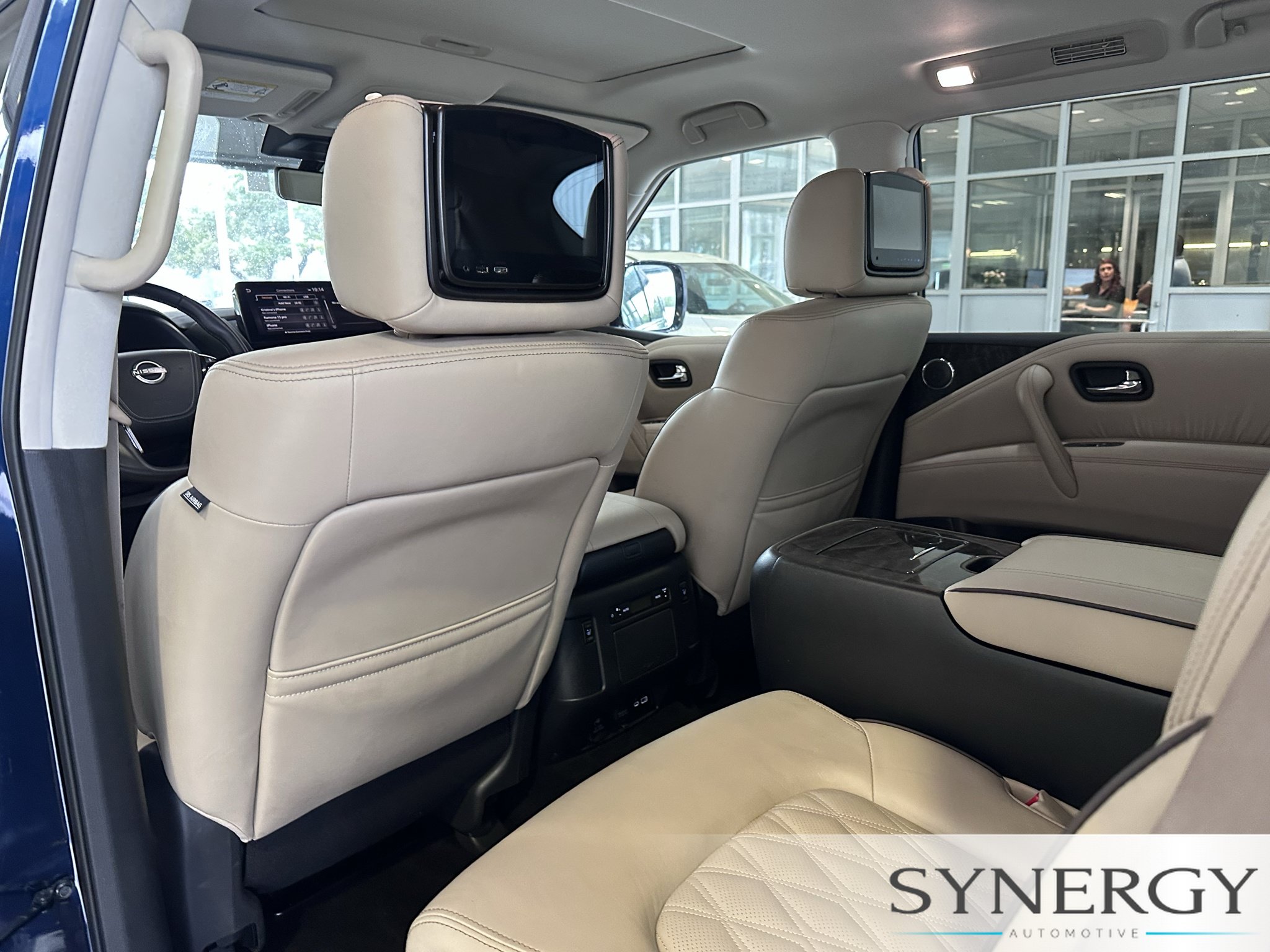 Used 2022 Nissan Armada Platinum w/ Captain's Chairs Package RWD image 24
