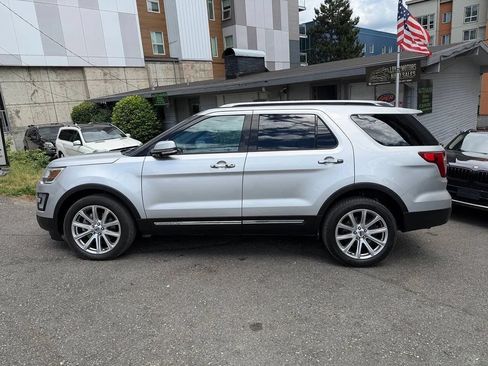 Used 2016 Ford Explorer Limited AWD/4WD image 10