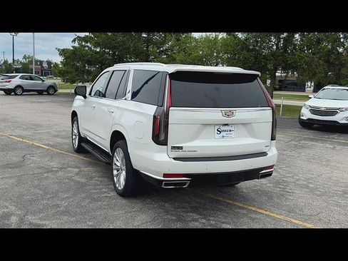Used 2021 Cadillac Escalade Luxury AWD/4WD image 35