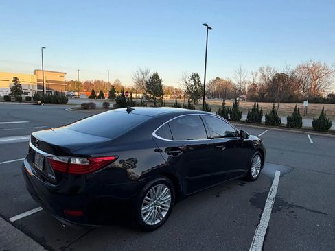 Used 2014 Lexus ES 350 w/ Luxury Package image 13
