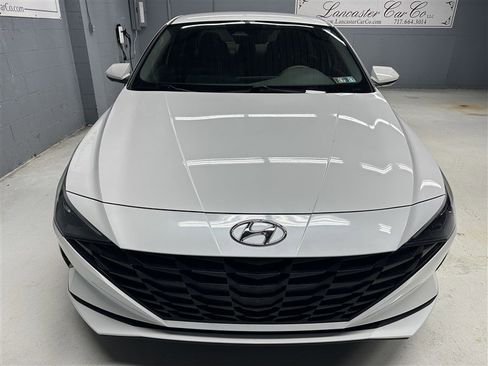 Used 2023 Hyundai Elantra SEL image 9