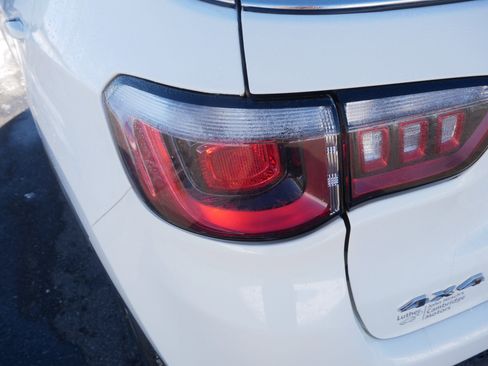 Certified 2021 Jeep Compass Limited image 17