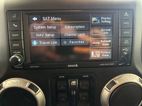 Used 2016 Jeep Wrangler Unlimited Rubicon w/ Dual Top Group AWD/4WD image 14