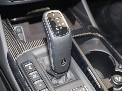 Used 2022 Maserati Levante Modena AWD/4WD image 7