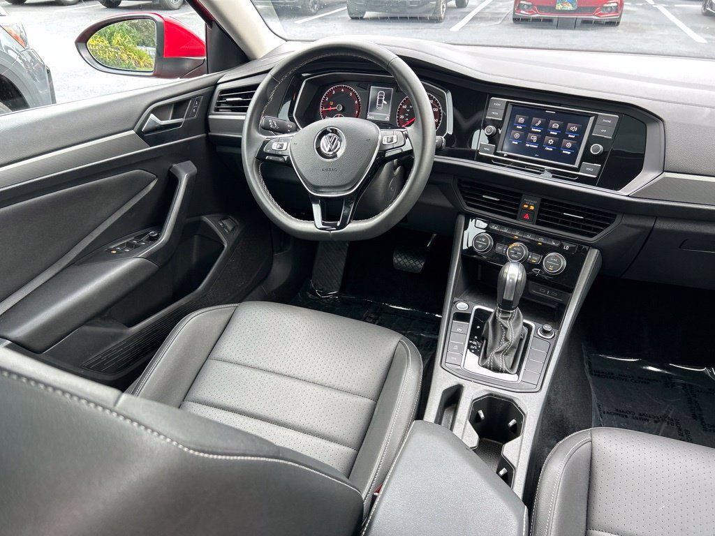 Used 2021 Volkswagen Jetta SE FWD image 10
