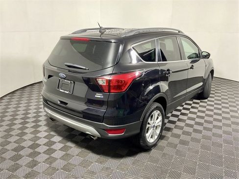 Used 2019 Ford Escape SEL image 15