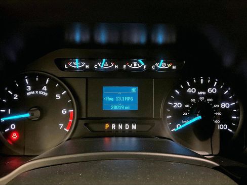 Used 2021 Ford F250 XL w/ Power Equipment Group image 21