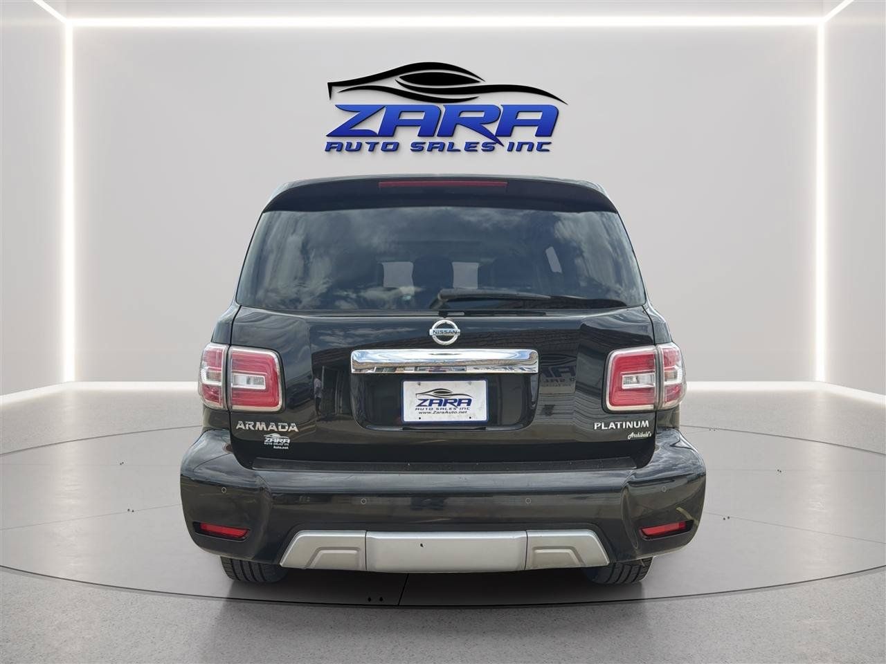 Used 2017 Nissan Armada Platinum w/ Interior Lighting Package AWD/4WD image 6