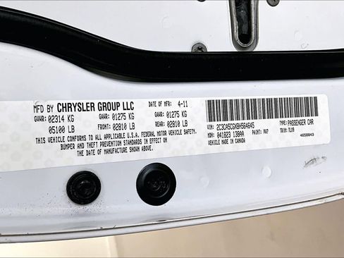 Used 2011 Chrysler 300 Limited image 19