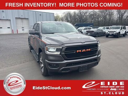 Used 2023 RAM 1500 Laramie AWD/4WD image 1
