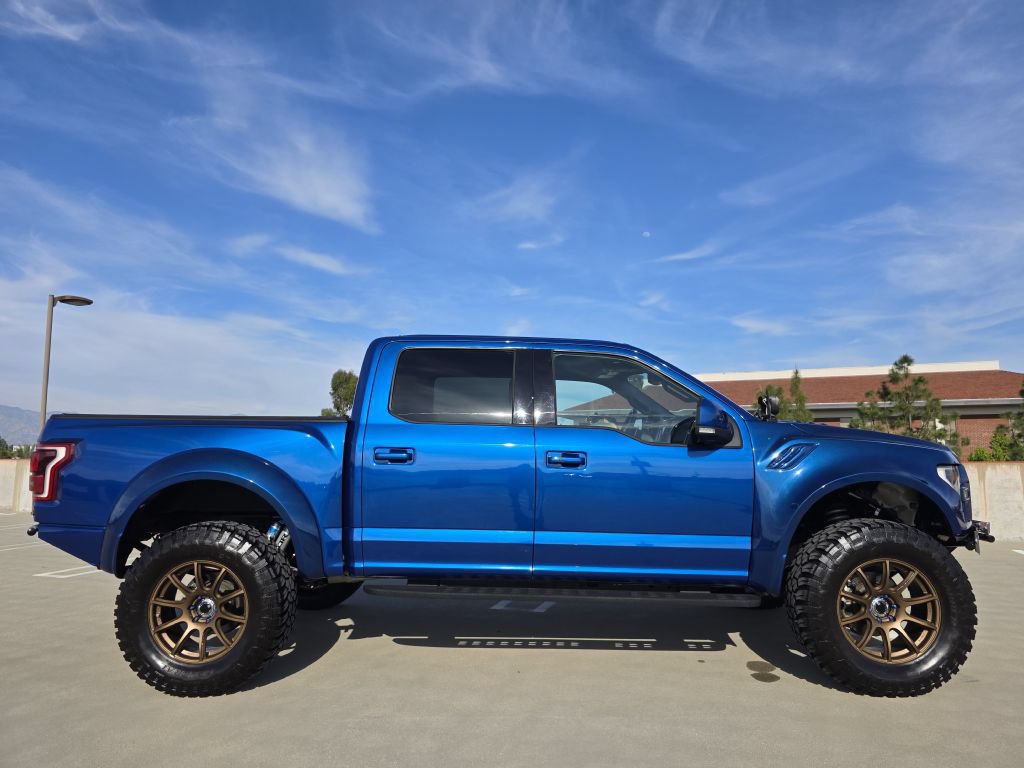 Used 2018 Ford F150 Raptor w/ Equipment Group 802A Luxury AWD/4WD image 7