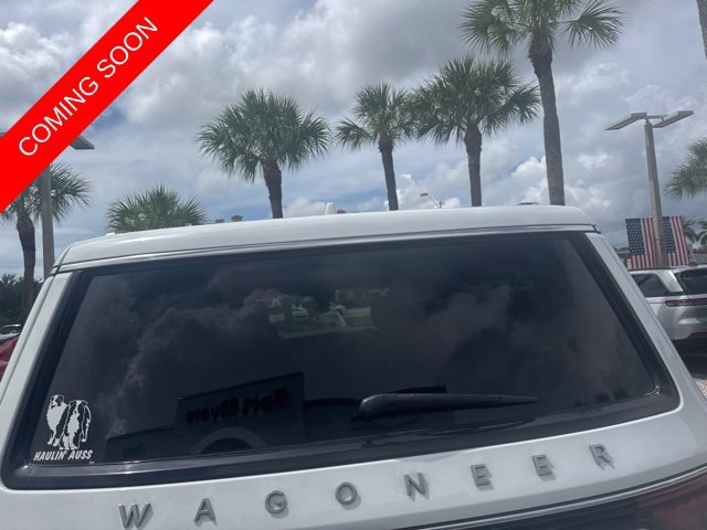 Certified 2023 Jeep Wagoneer Series II w/ Convenience Group I AWD/4WD image 7