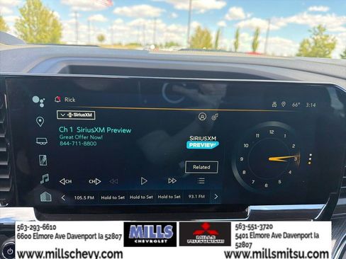 Used 2023 Chevrolet Silverado 1500 ZR2 w/ Technology Package AWD/4WD image 14