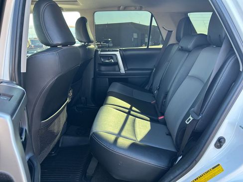 Used 2019 Toyota 4Runner SR5 Premium image 22