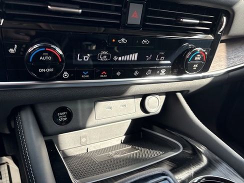 New 2026 Nissan Rogue Platinum w/ Platinum Premium Package image 23