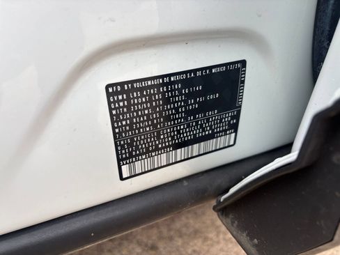 Used 2026 Volkswagen Tiguan SE FWD image 53
