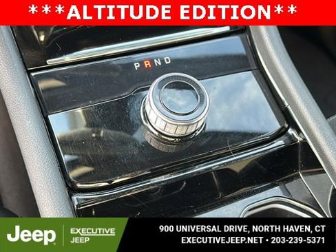 Used 2021 Jeep Grand Cherokee L Laredo image 18