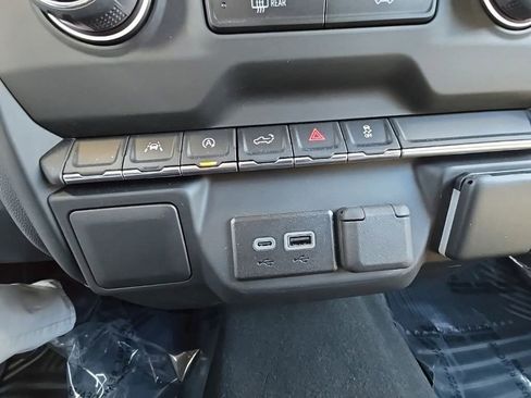 Used 2024 Chevrolet Silverado 1500 Custom image 27