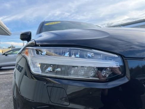 Certified 2025 Volvo XC90 B6 Ultra image 12
