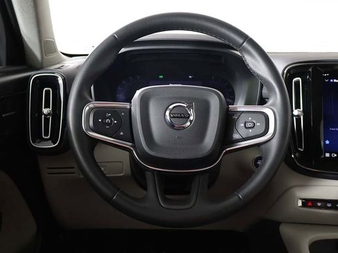 Used 2024 Volvo XC40 B5 Plus w/ Protection Package Premier image 37